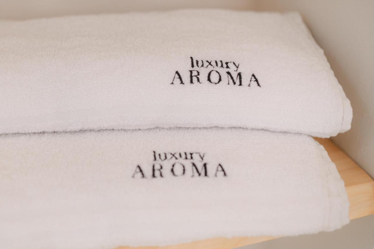 ホテル Aroma Luxury オストゥーニ エクステリア 写真