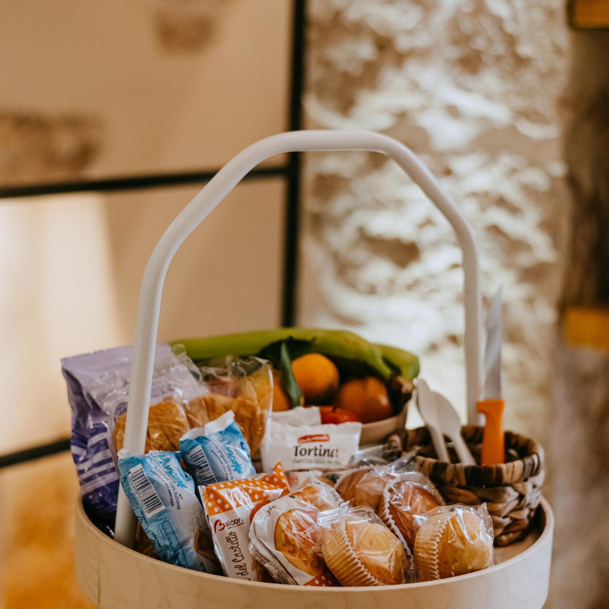 ホテル Aroma Luxury オストゥーニ エクステリア 写真